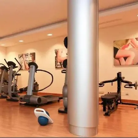 公寓 Vivi Homes - Elisa Pool, Gym & Sea View *