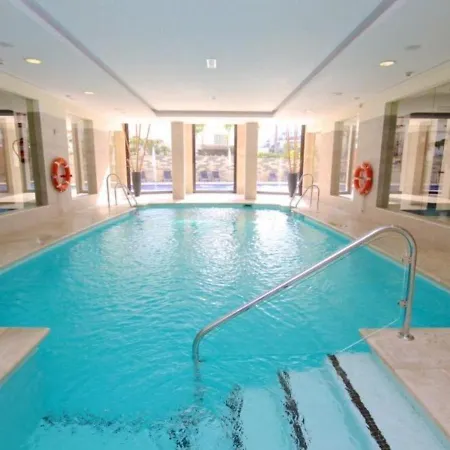 公寓 Vivi Homes - Elisa Pool, Gym & Sea View 马尔韦利亚