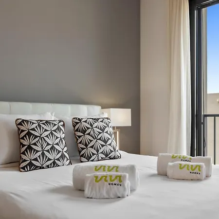 公寓 Vivi Homes - Elisa Pool, Gym & Sea View 马尔韦利亚