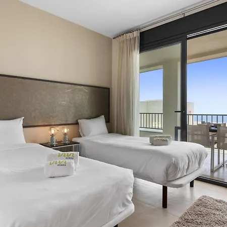 Vivi Homes - Elisa Pool, Gym & Sea View 马尔韦利亚